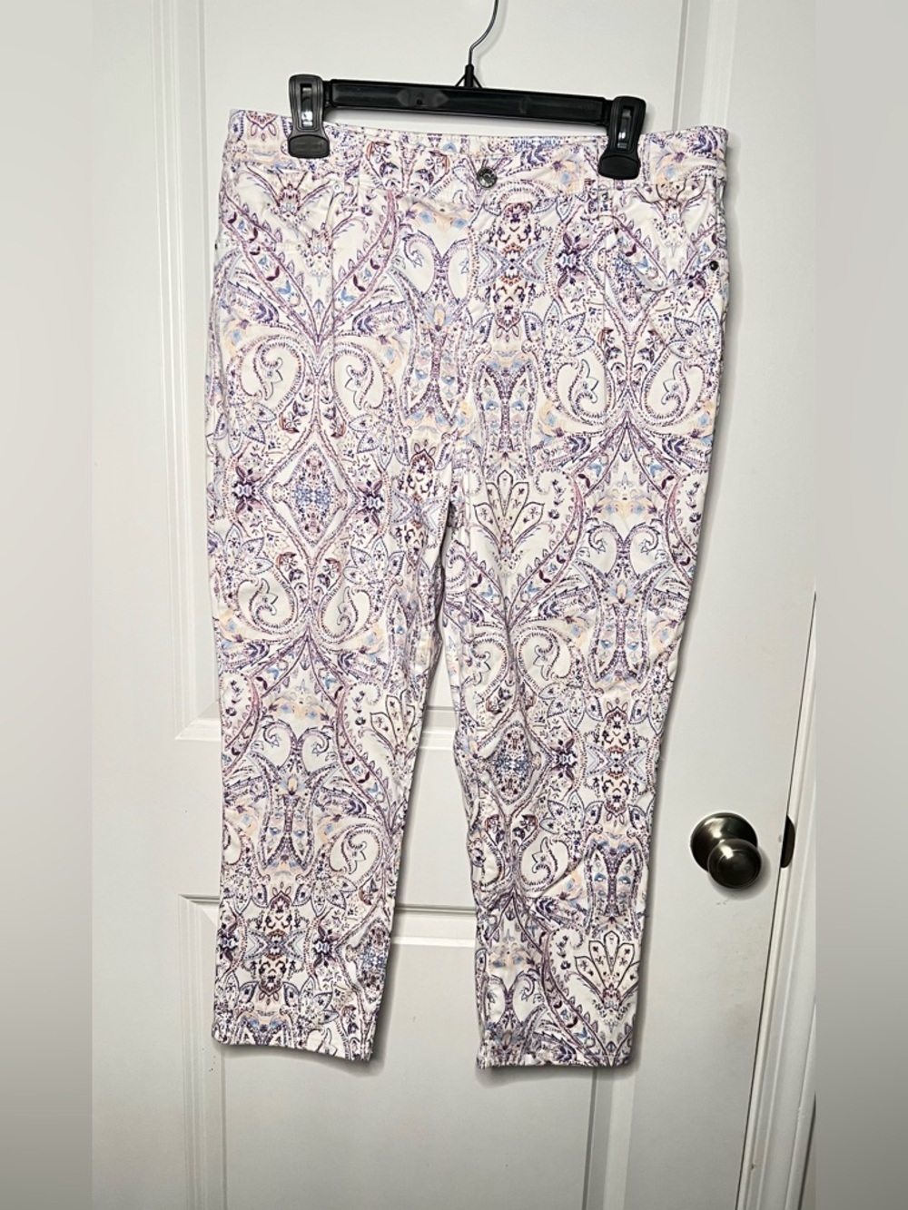 Chico's Sateen Paisley Girlfriend Slim Leg Crop Pant Sz 10R Resort Cruise